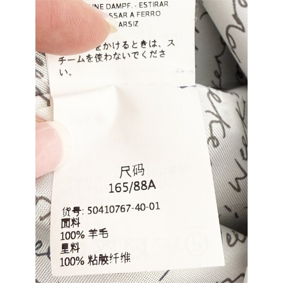 WEEKEND MaxMara Wool Navy Blue 2-button Fitted Blazer 6 - Picture 7 of 11